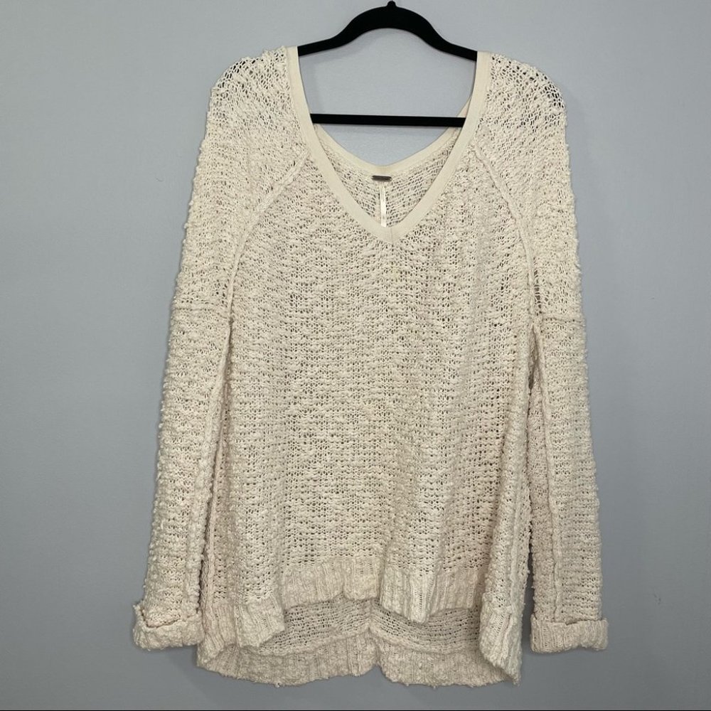 Free People Songbird Boucle Knit V Neck Pullover Sweater - Picture 2 of 8